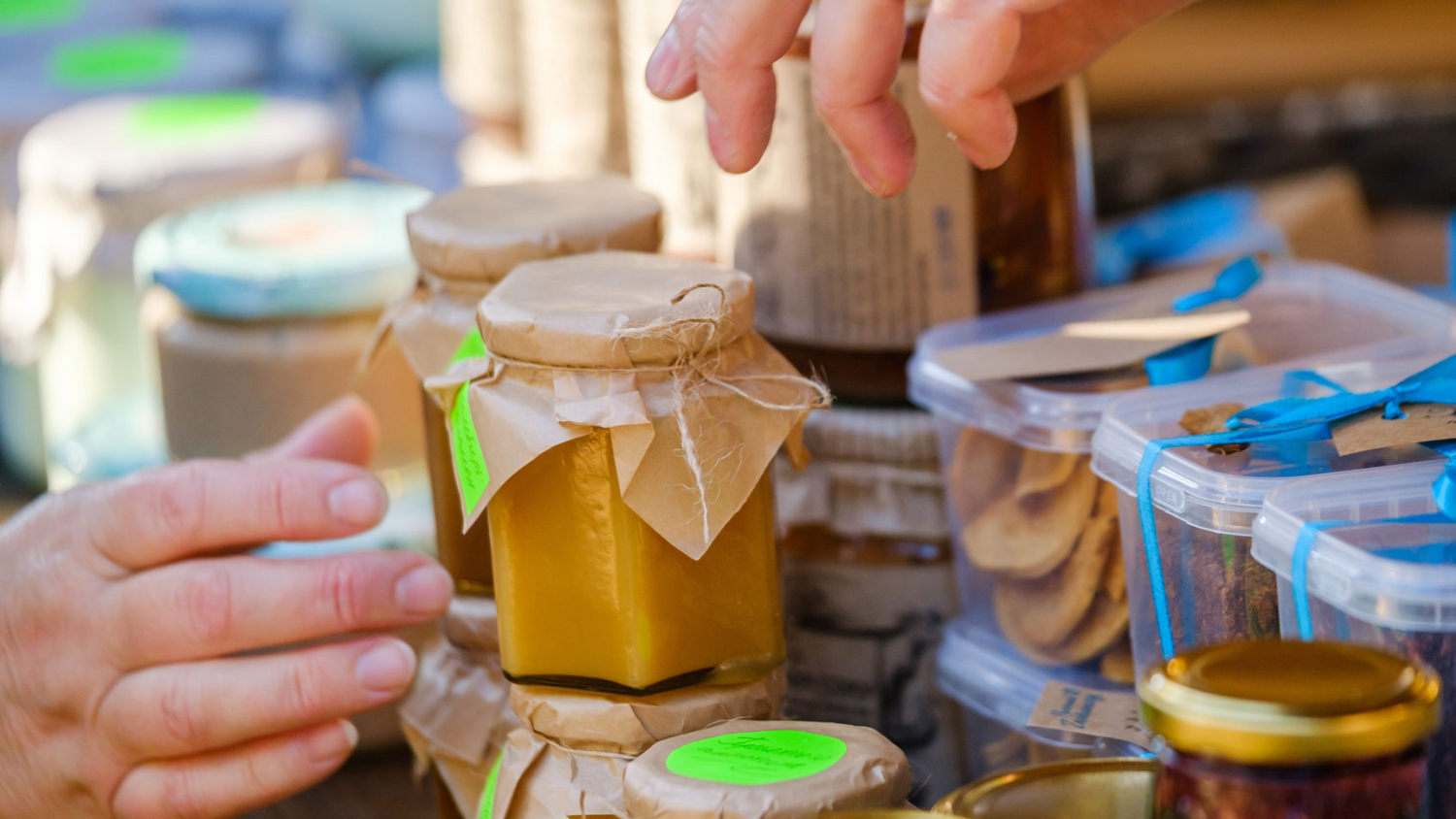 Benefits of Buying Local Honey: Why It’s Better for You and the Environment